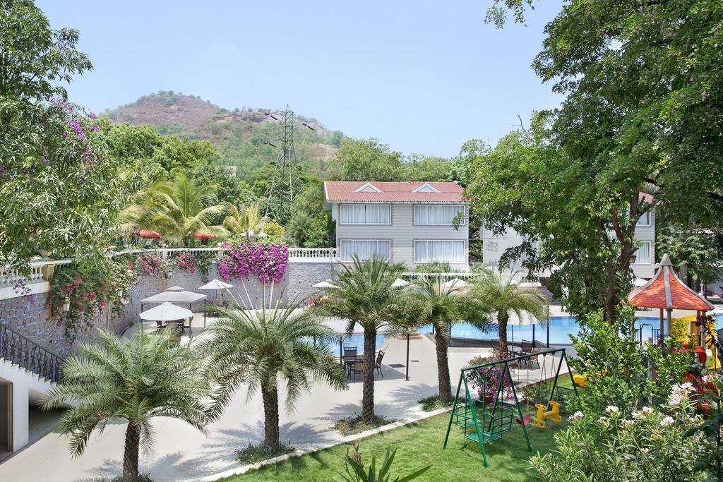 Villa San Lawrenz Лонавла Екстер'єр фото