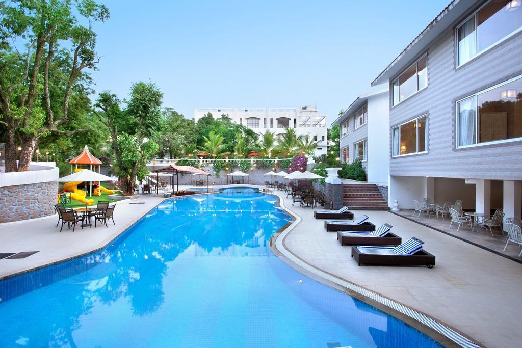 Villa San Lawrenz Лонавла Екстер'єр фото