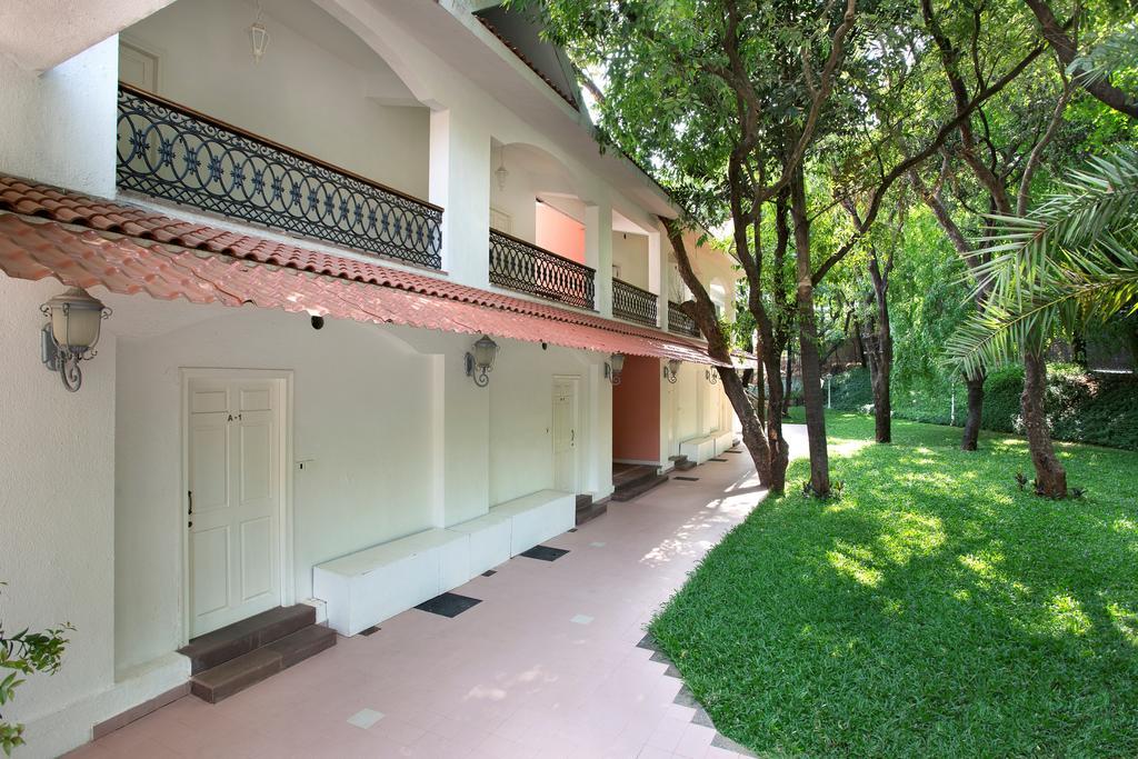Villa San Lawrenz Лонавла Екстер'єр фото