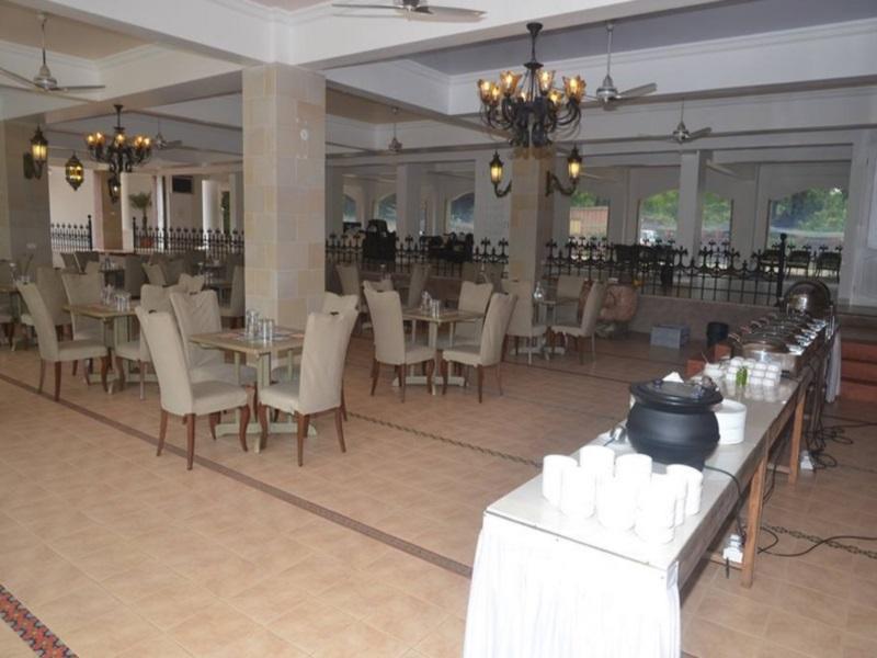 Villa San Lawrenz Лонавла Екстер'єр фото